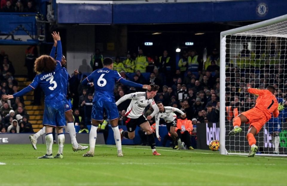 天空：维萨未随布伦特福德前往客场参加比赛，他仍渴望离队