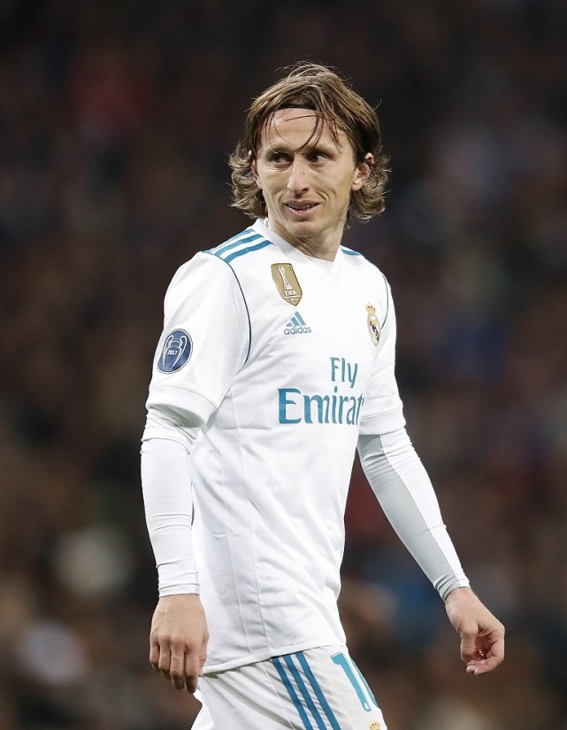 阿斯报预测皇马vs埃尔切首发：姆巴佩领衔，阿诺德回归首发